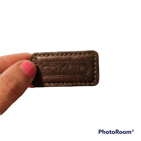 💥COACH 💥BROWN KEYCHAIN/ PURSE/ tag ACCESSORY! - Picture 4 of 4